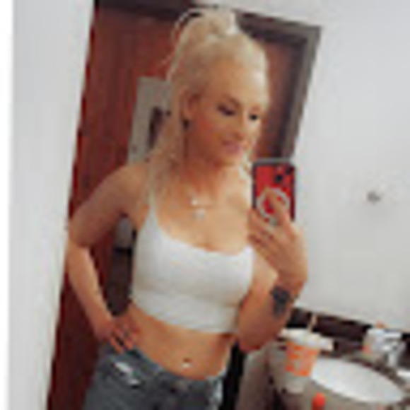 monicabreeanne